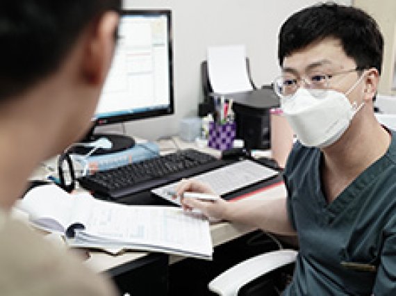 휜코교정과 비중격만곡증의 관계