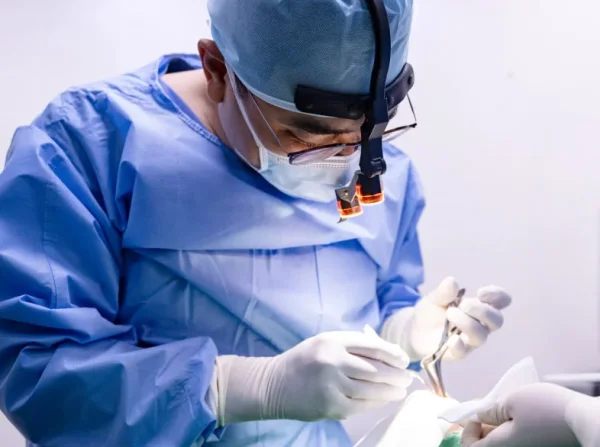 낮은코성형과 코기능수술을 한 번에 고려해야 하는 이유